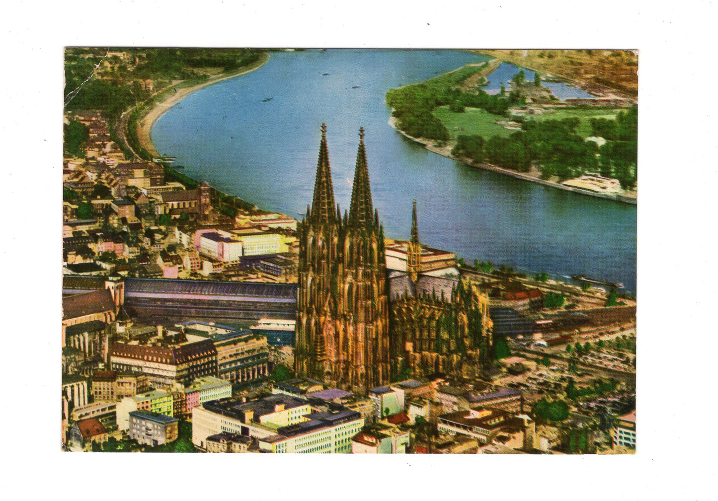Ansichtskarte Köln am Rhein / Fliegeraufnahme von Dom und Rhein / G1-58