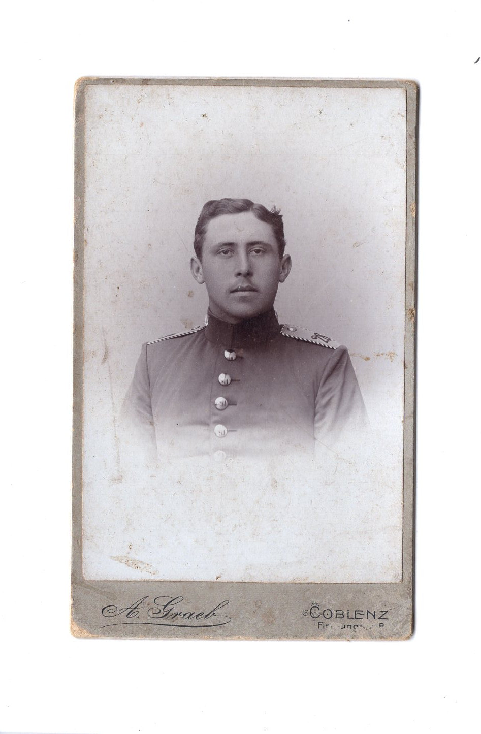Fotografie Soldat / Soldatenportrait Regiment 28 - Koblenz um 1900