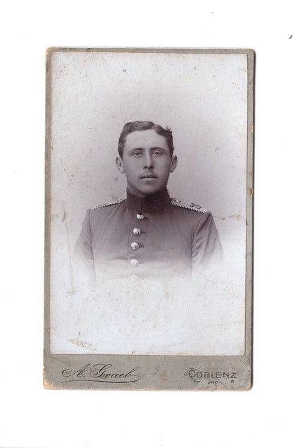 Fotografie Soldat / Soldatenportrait Regiment 28 - Koblenz um 1900