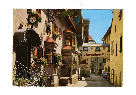 Ansichtskarte Kufstein / Tirol / Römerhofgasse mit Auracher Löchl / Österreich / N1-64
