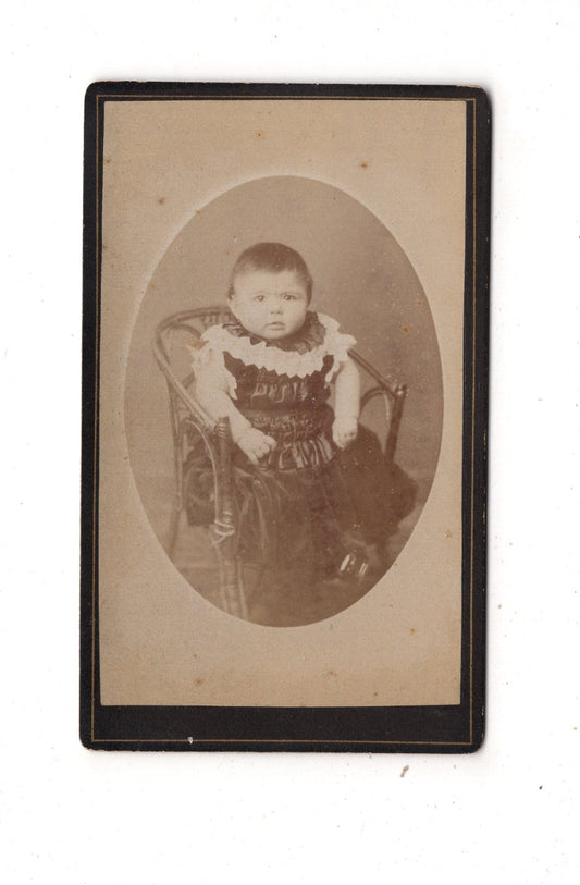Fotografie Schönes Kinderbild / Baby - Andernach am Rhein 1880er / CDV N1-09