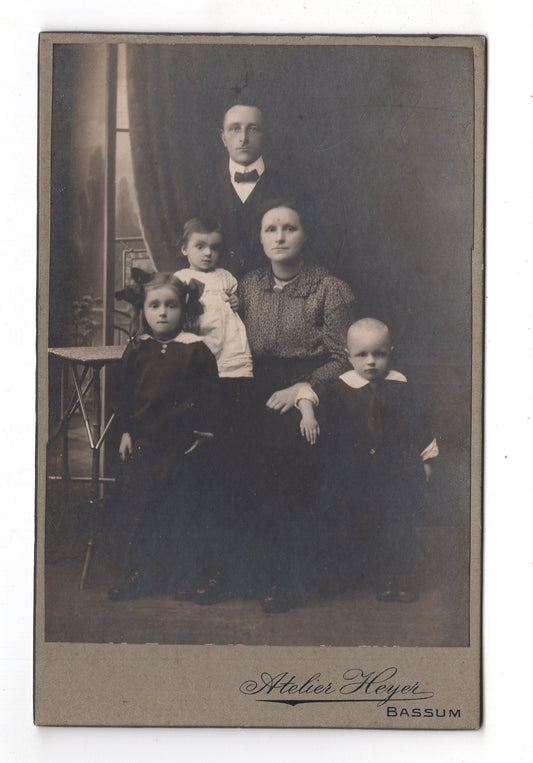 Fotografie Schönes Familienbild - Bassum 1910er / CAB U-19