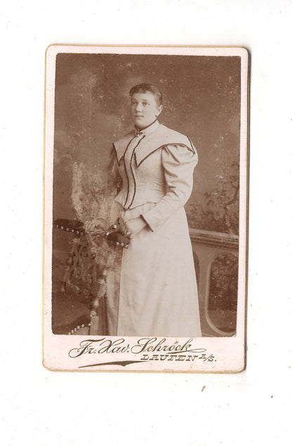 Fotografie Feine Dame - Laufen an der Salzach / Tittmoning um 1900 / CDV L1-24