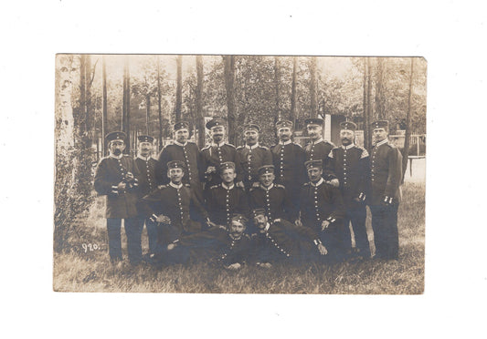 Ansichtskarte / Feldpost Gruppenbild Soldaten - Königsbrück 1916