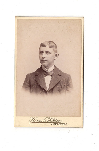 Fotografie Feiner Junge mit Widmung - Magdeburg 1898 / CDV M1-26