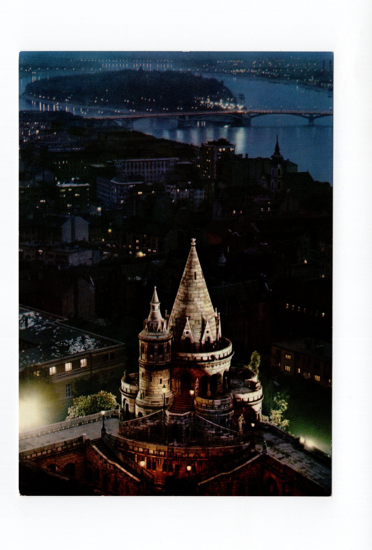 Ansichtskarte Budapest / Ansicht mit Fischerbastei / Ungarn