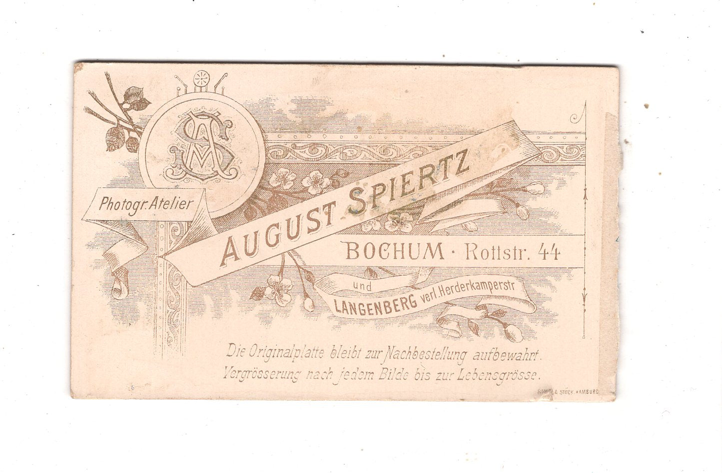 Fotografie Damenportrait mit Haube - Bochum & Langenberg 1890er / CDV N1-13