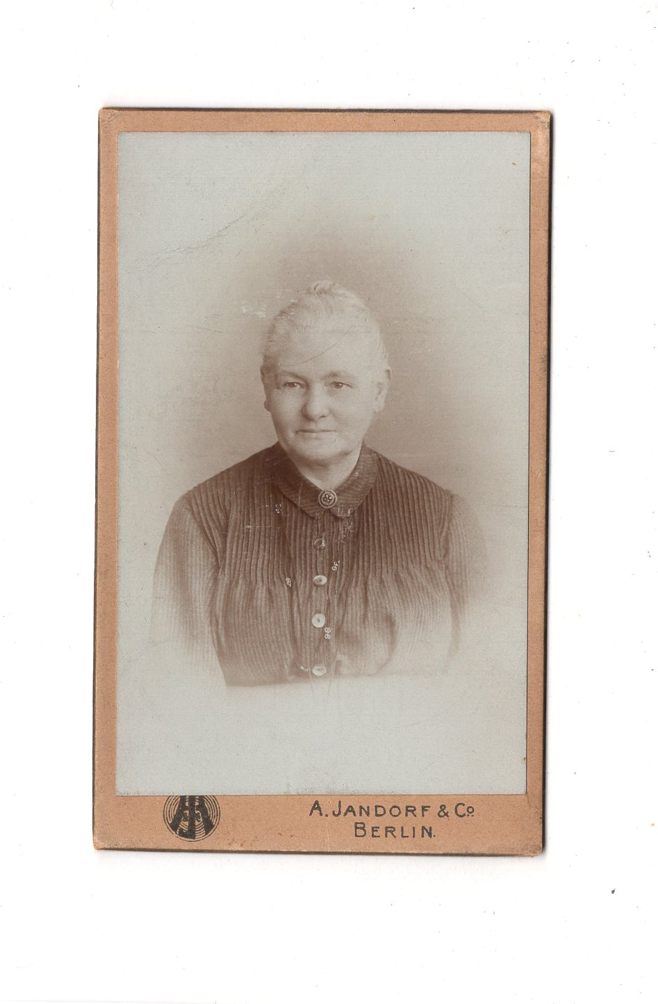 Fotografie Damenportrait - Berlin 1890er / CDV C1-03