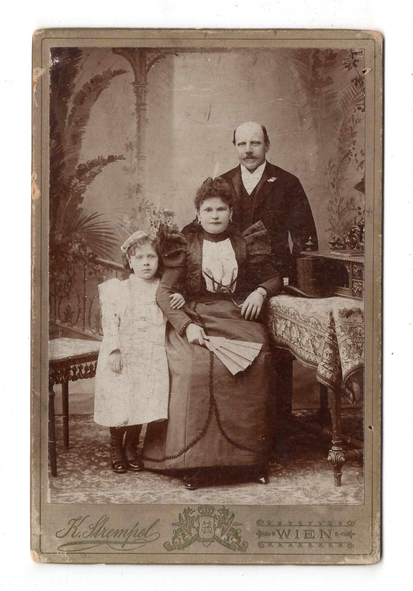 Fotografie Schönes Familienbild - Wien 1900er / CAB U-20