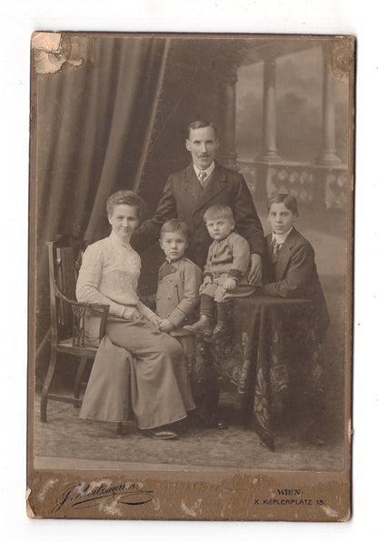 Fotografie Schönes Familienbild - Wien 1900er / CAB U-20