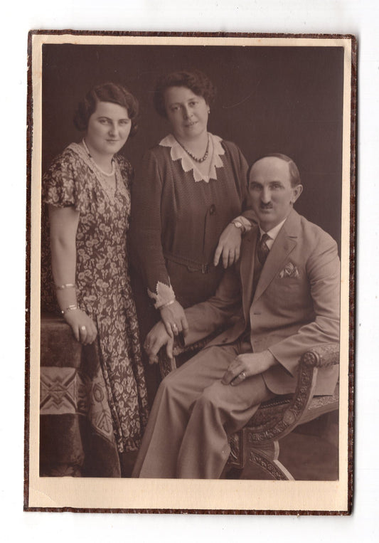 Fotografie Schönes Familienbild - unbekannter Ort 1920er