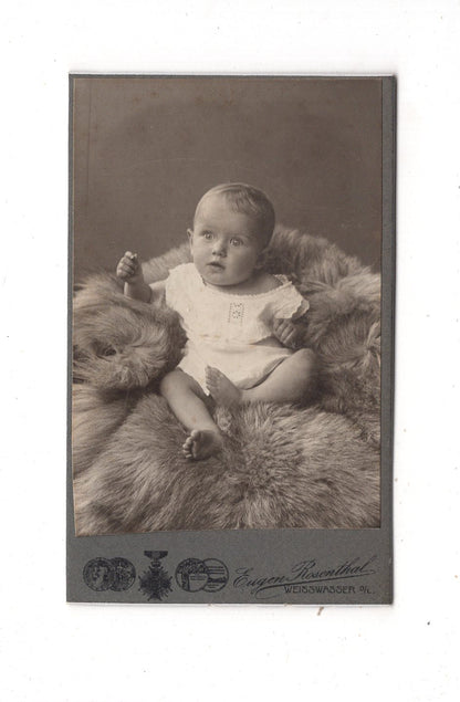 Fotografie Schönes Kinderbild / Baby - Weißwasser 1900er / CDV N1-09