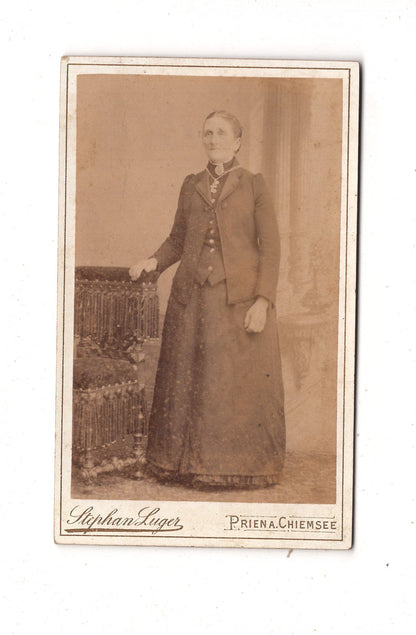 Fotografie Feine Dame - Prien am Chiemsee 1880er / CDV L1-24