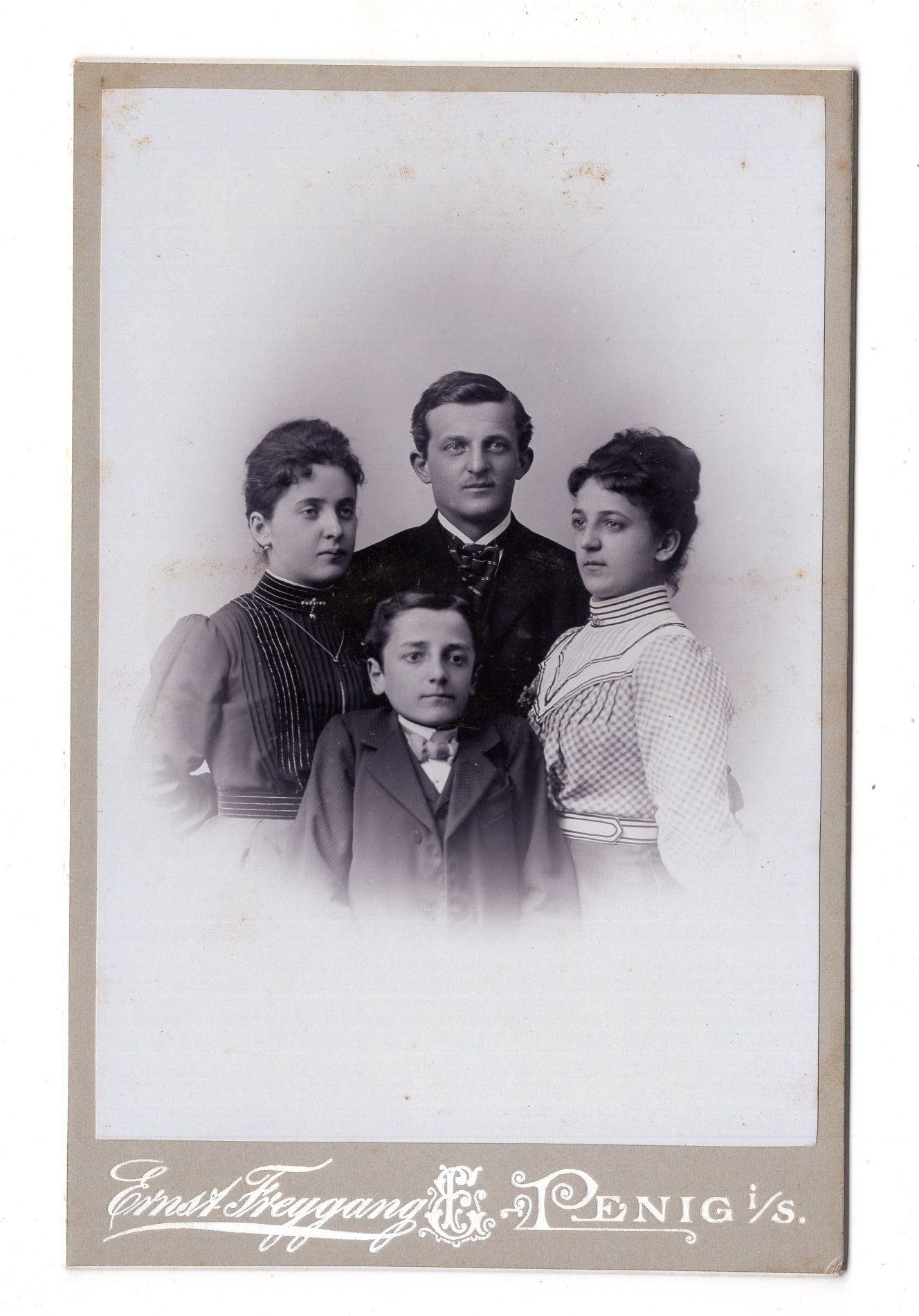 Fotografie Schönes Familienbild - Penig 1890er / CAB U-20