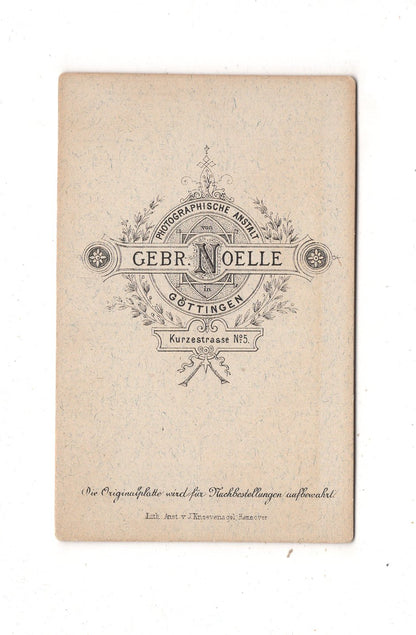 Fotografie Feine Dame - Göttingen um 1880 / CDV L1-24