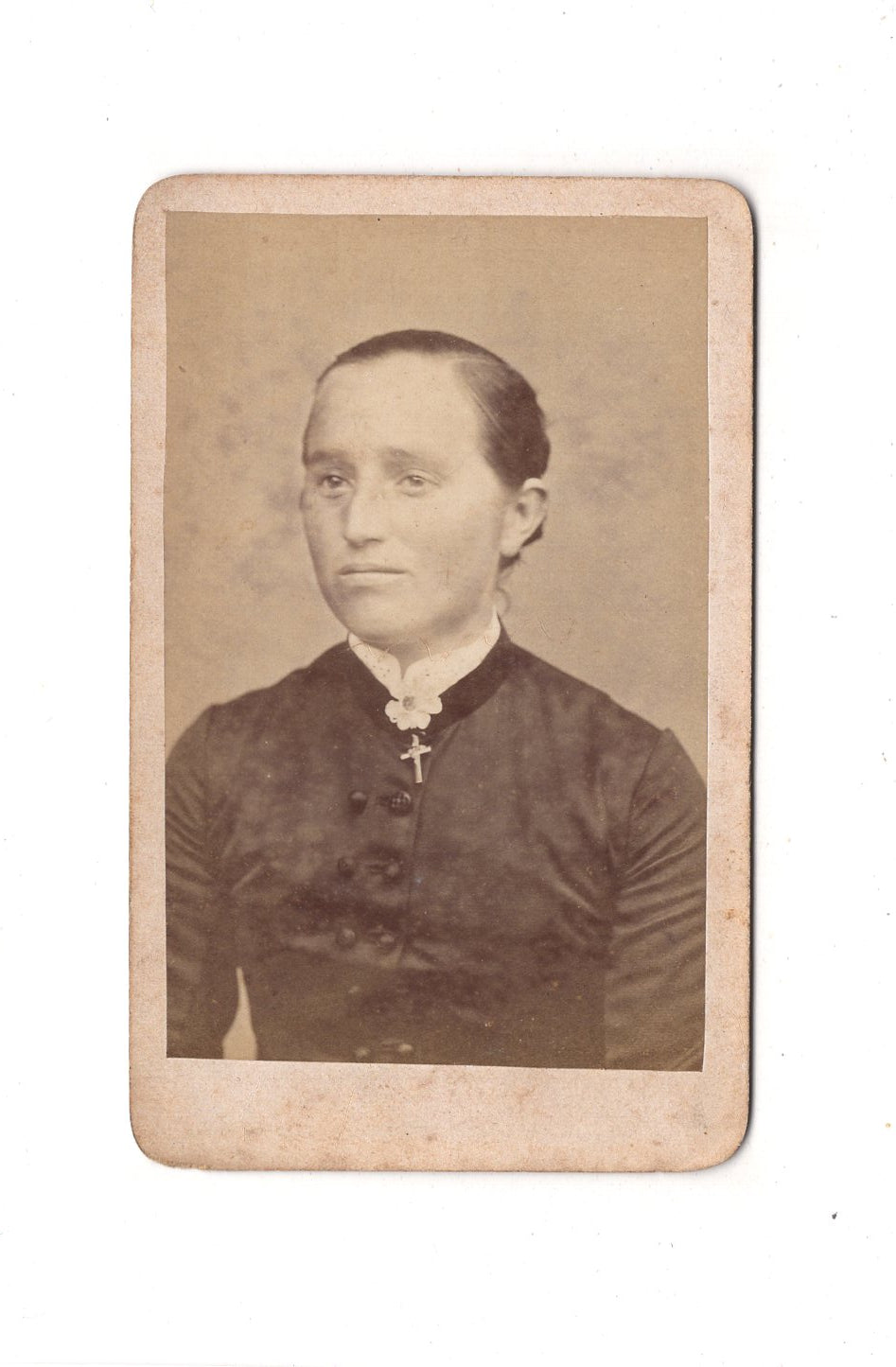 Fotografie Damenportrait - unbekannter Ort 1880/90er / CDV C1-03