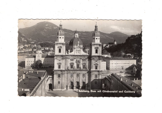 Ansichtskarte Salzburg / Dom mit Glockenspiel / Österreich / N1-65