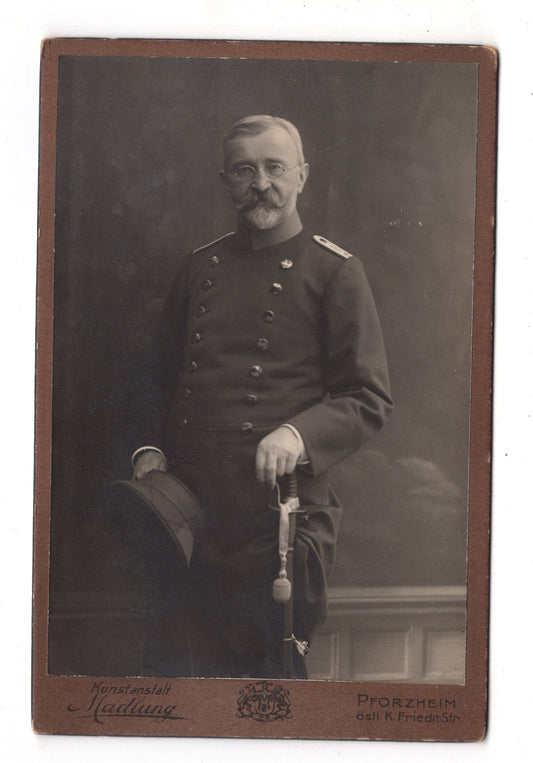 Fotografie Soldat Grenadier Regiment 109 / Doktor der Sanitäts-Staffel / Dr. Kirn - Pforzheim 1900er / CAB U-21