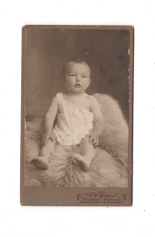 Fotografie Schönes Kinderbild / Baby - Düsseldorf / Oberkassel 1910er / CDV N1-09