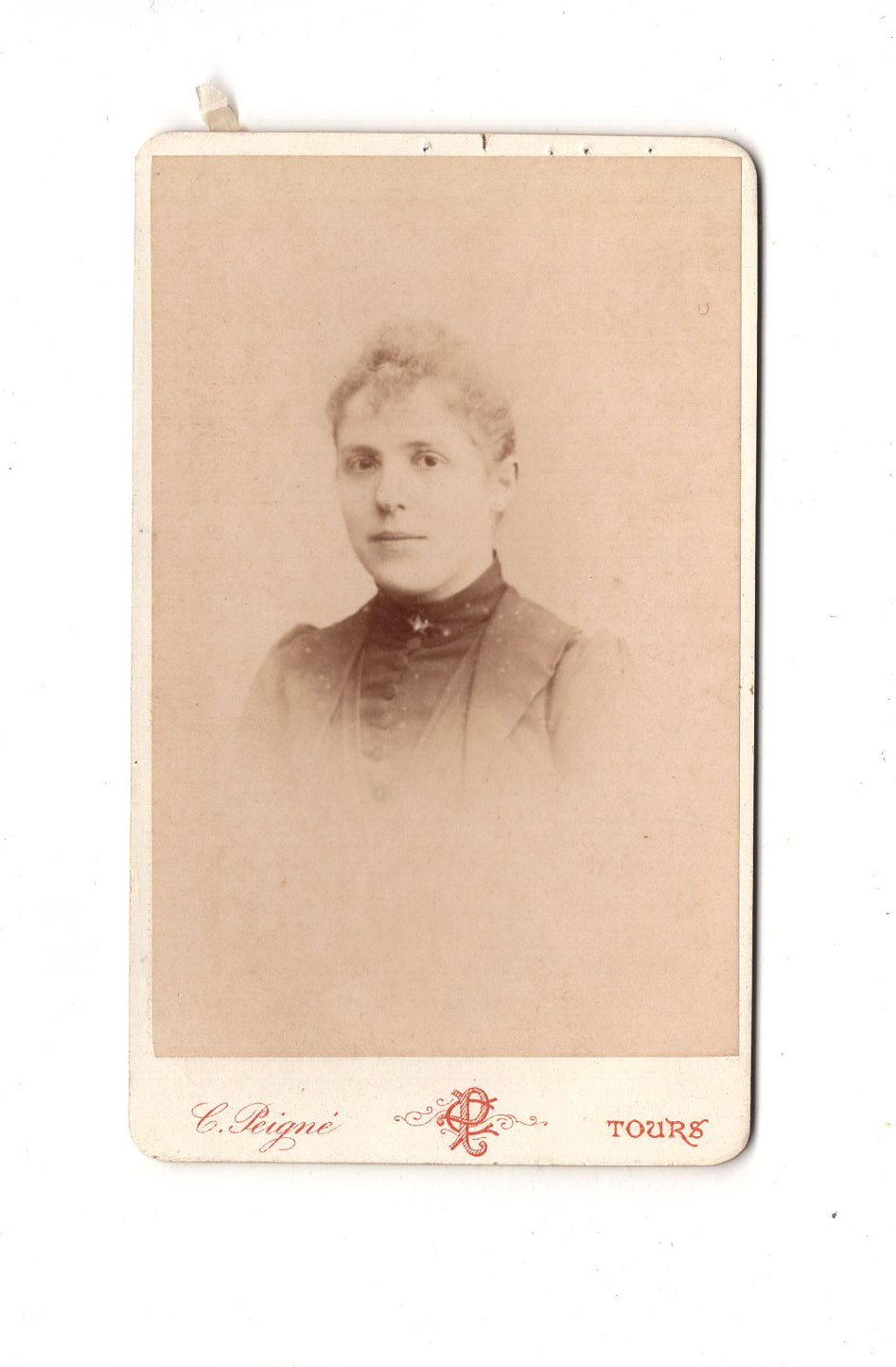 Fotografie Damenportrait - Tours um 1890 / CDV C1-04