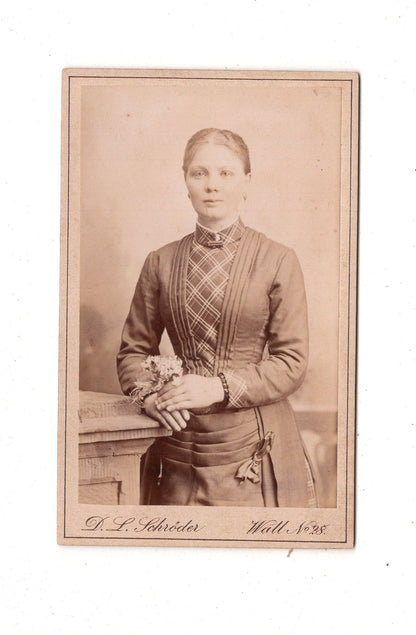 Fotografie Feine Dame - Bremen um 1890 / CDV L1-25