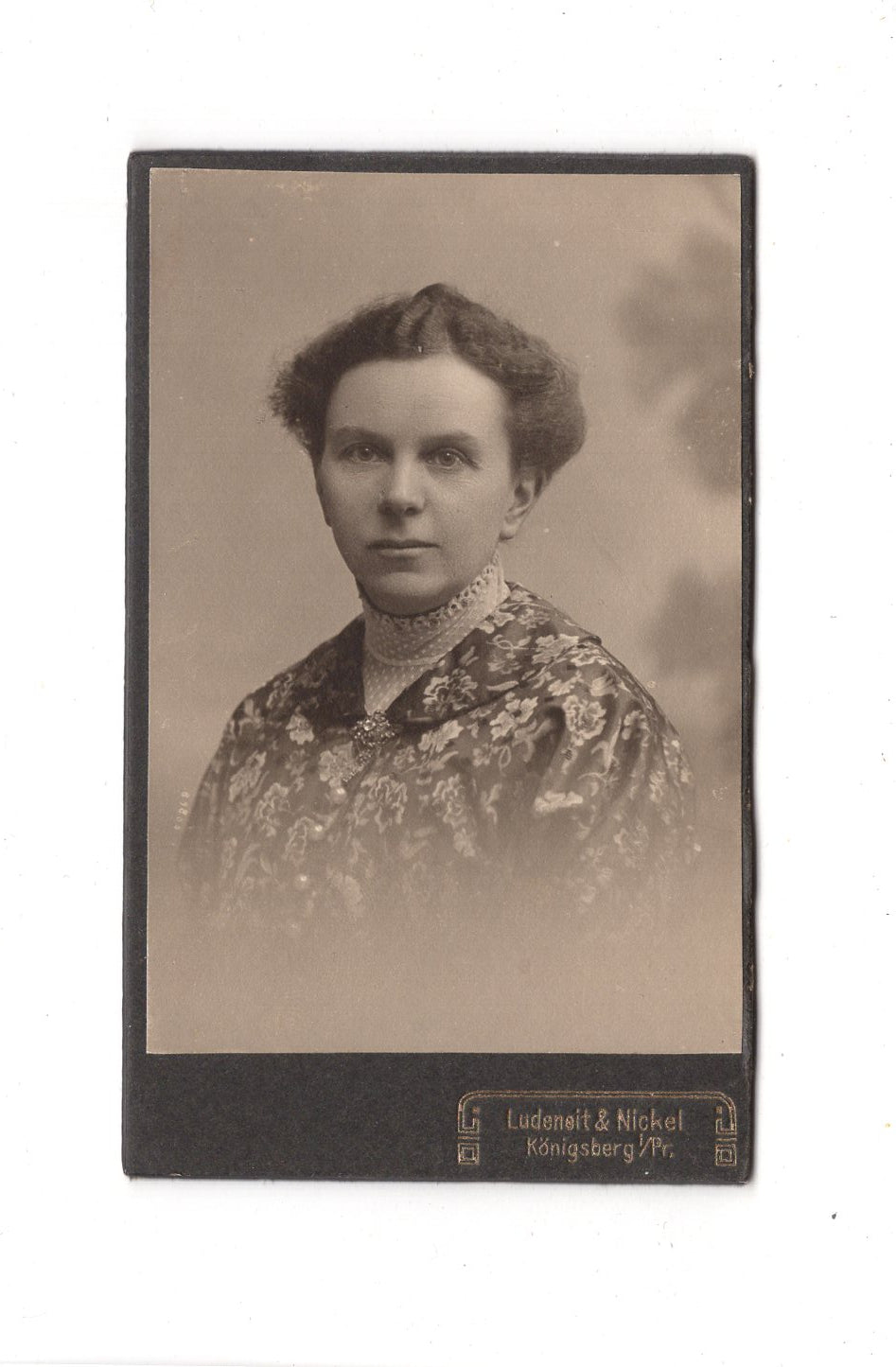 Fotografie Damenportrait - Königsberg in Preußen 1910er / CDV C1-04