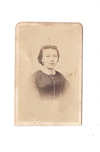 Fotografie Damenportrait - Greiz 1860er / CDV C1-04