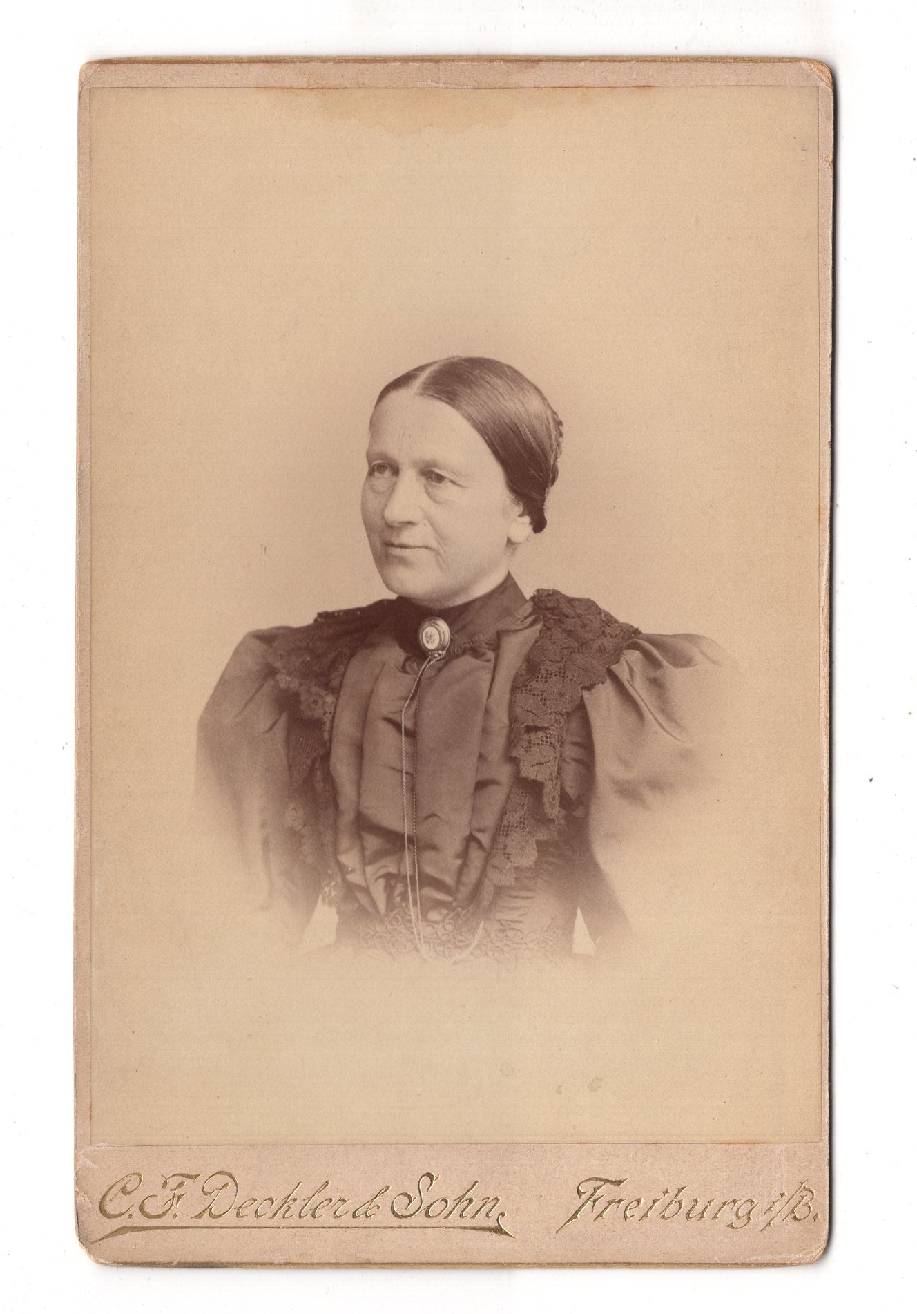 Fotografie Feine Dame - Freiburg im Breisgau 1890er / CAB W-24