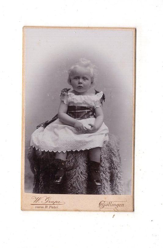 Fotografie Niedliches kleines Kind - Göttingen 1890er / CDV M1-27