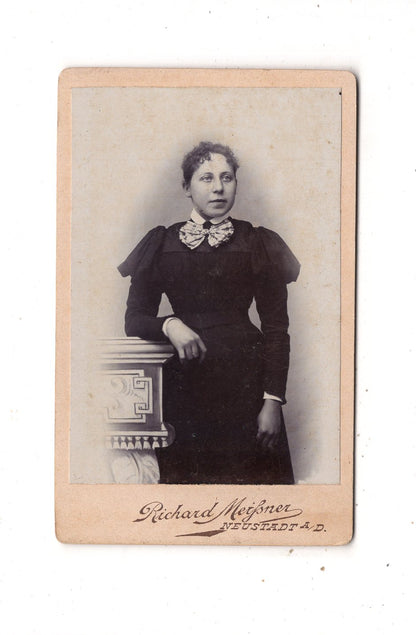 Fotografie Feine Dame - Neustadt a. D. 1890er