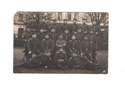 Ansichtskarte / Foto Gruppenbild Soldaten - Bremen 1915