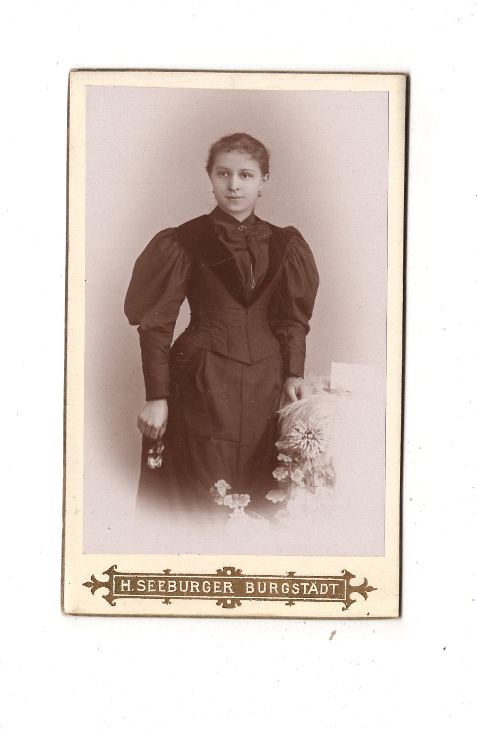 Fotografie Feine Dame - Burgstädt 1890er / CDV L1-25
