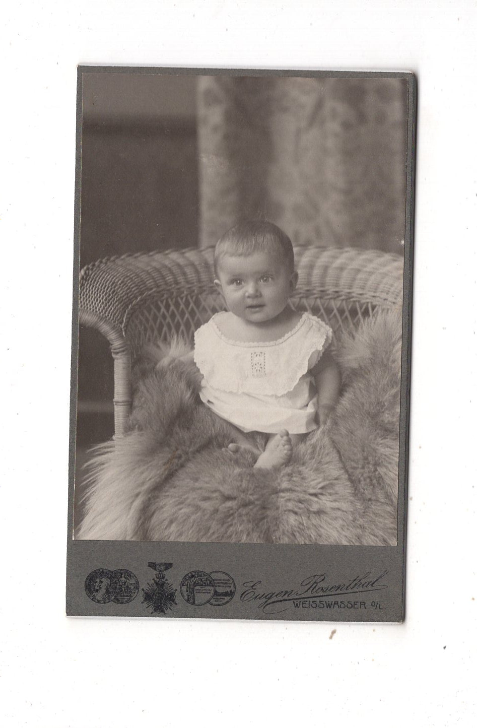 Fotografie Schönes Kinderbild / Baby - Weißwasser 1900er / CDV N1-10