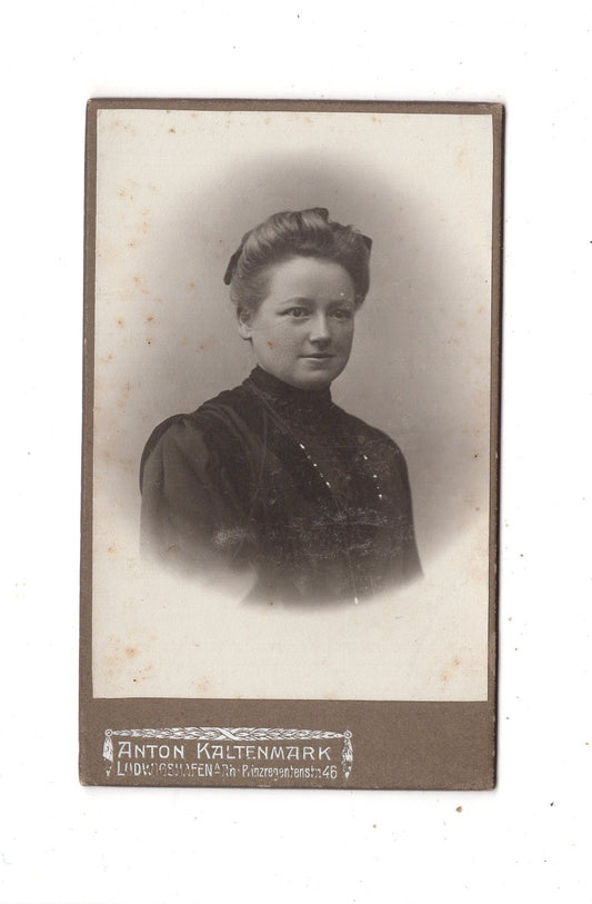 Fotografie Damenportrait - Ludwigshafen um 1900 / CDV N1-14