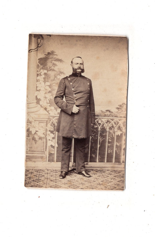 Fotografie Soldat - unbekannter Ort 1860er / CDV M1-07