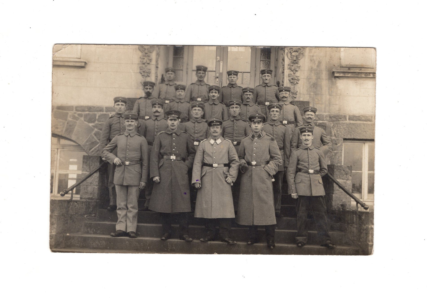Ansichtskarte / Feldpost / Gruppenbild Soldaten - Hameln 1915