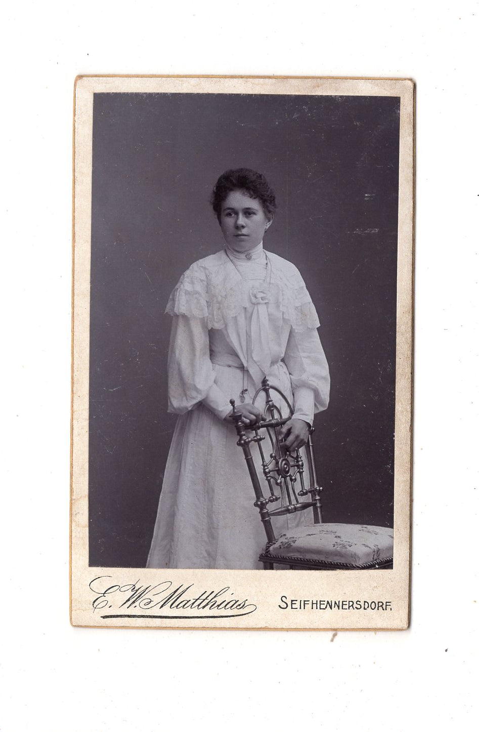 Fotografie Feine Dame - Seifhennersdorf um 1900 / CDV L1-25