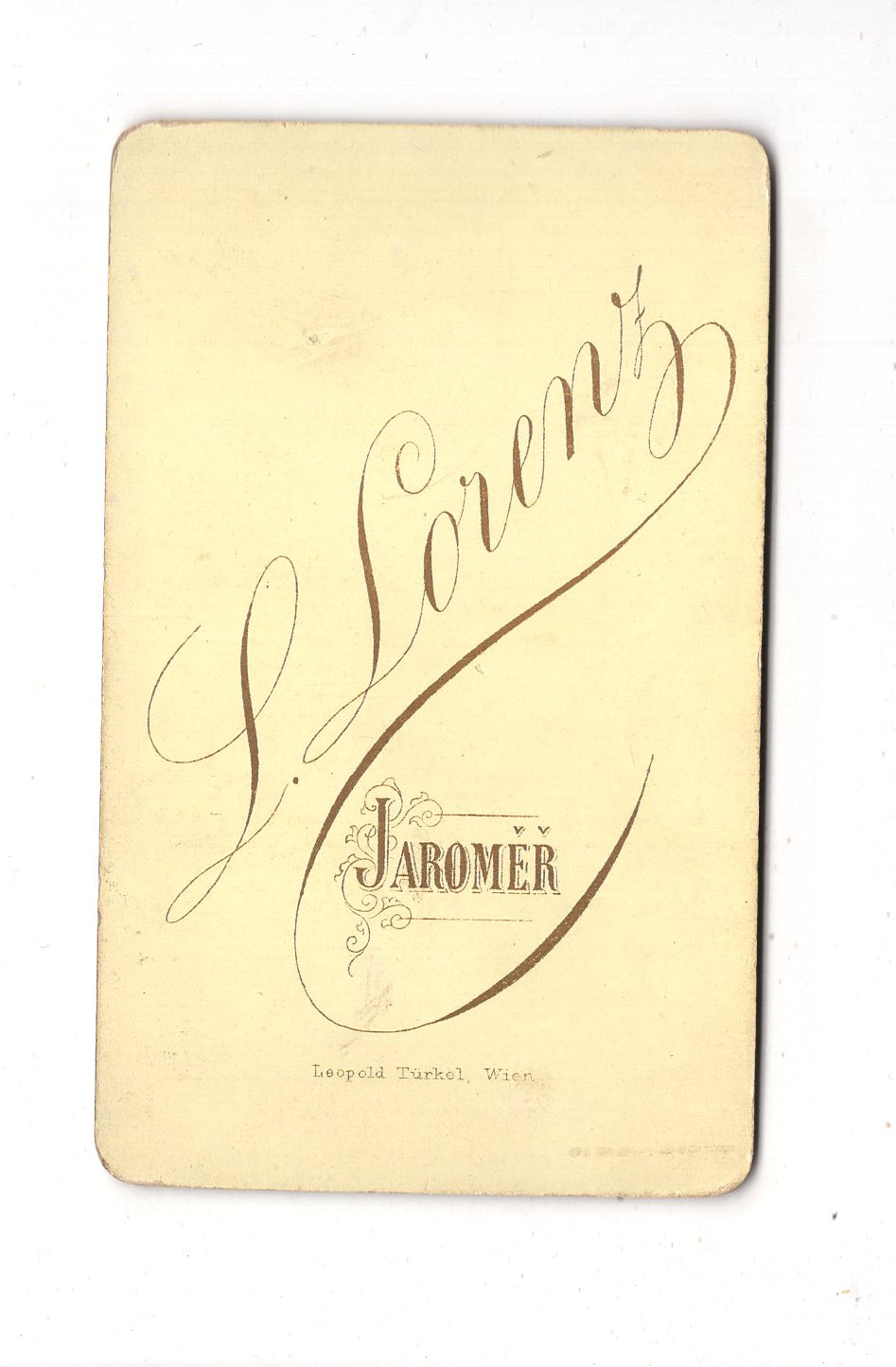 Fotografie Niedliches kleines Mädchen in Tracht - Jaromer 1880er / CDV M1-27