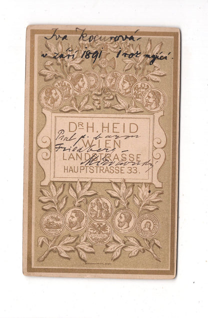 Fotografie Niedliches kleines Mädchen / benannt - Wien 1891 / CDV M1-27