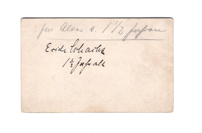 Fotografie Niedliches kleines Kind / benannt - Meldorf 1900er