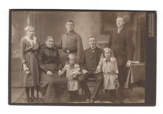 Fotografie Soldat mit Familie - Gardelegen 1900er / CAB U-22