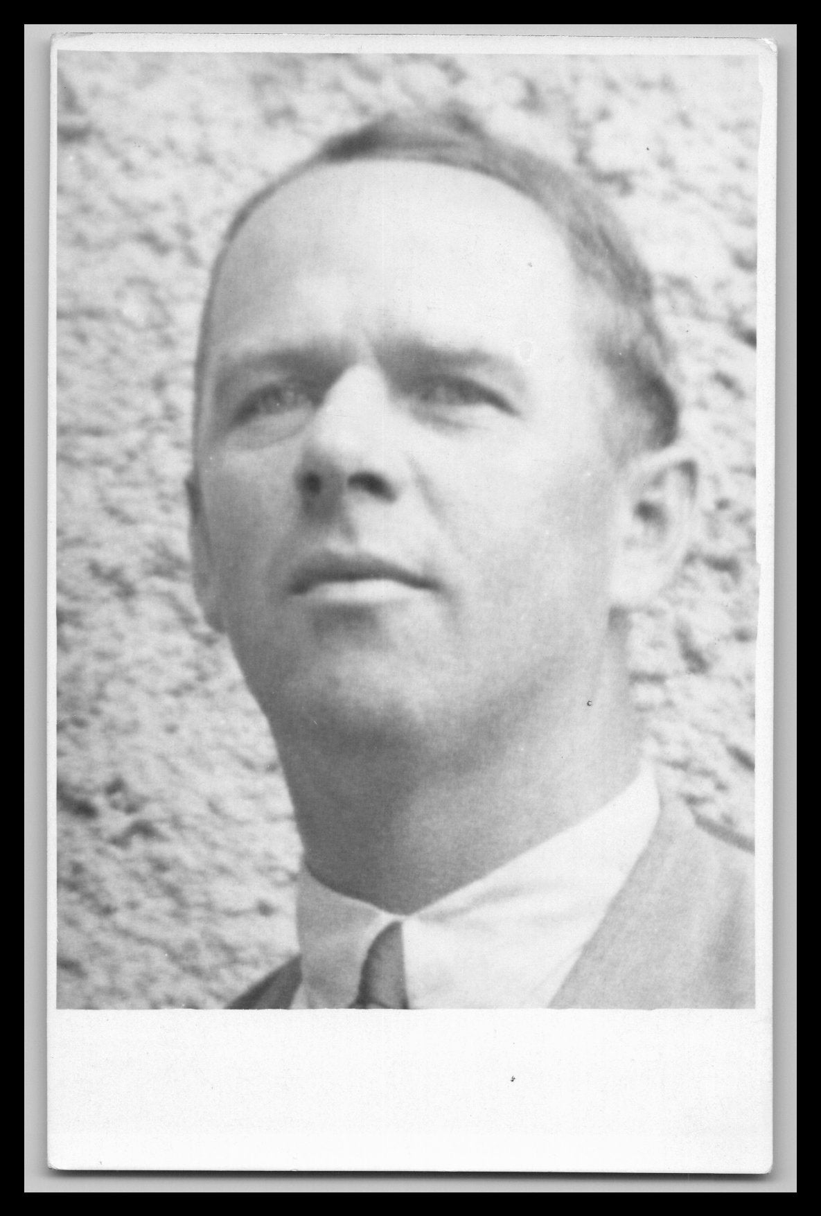 Ansichtskarte Herrenportrait / Feiner Herr