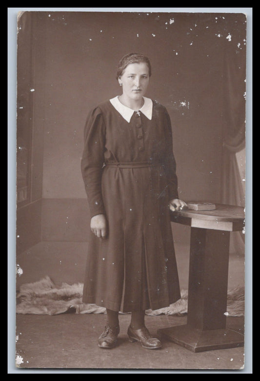 Ansichtskarte Damenportrait / Junge Frau