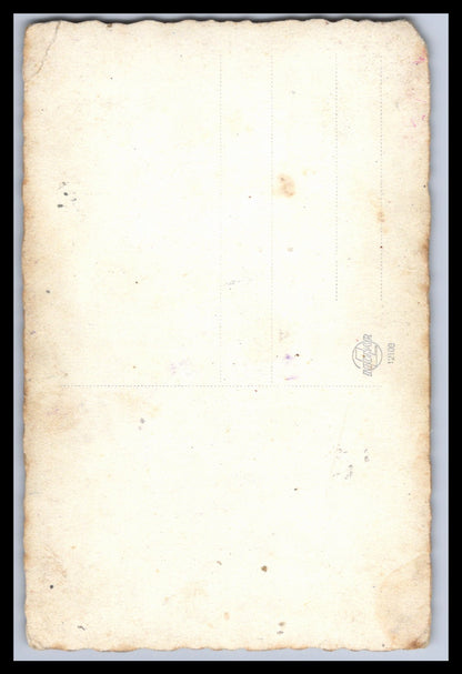 Ansichtskarte Damenportrait / Junge Frauen mit Blumen