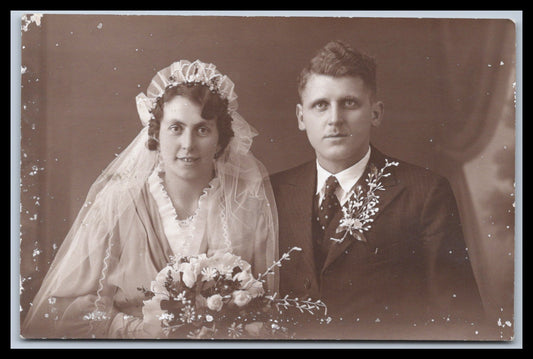 Ansichtskarte Feines Paar / Schönes Hochzeitsbild