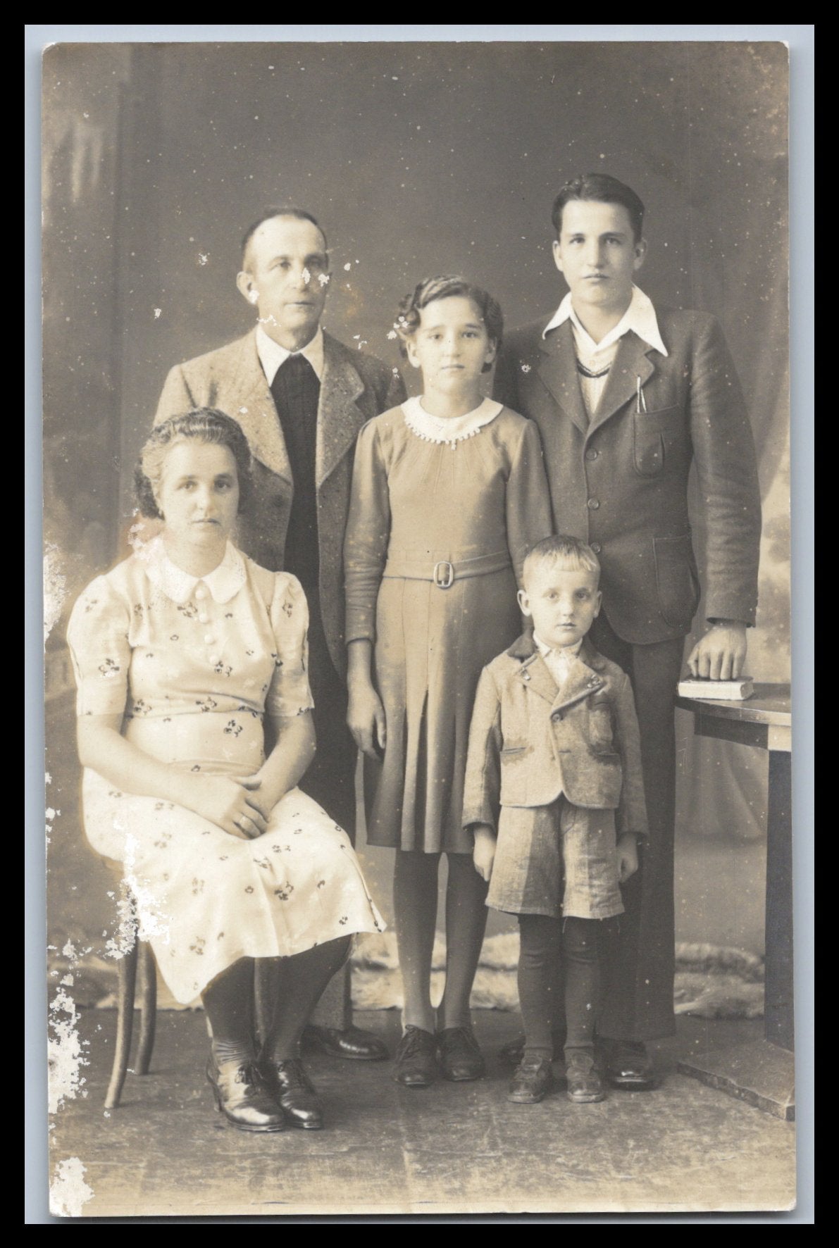 Ansichtskarte Familie / Schönes Familienbild