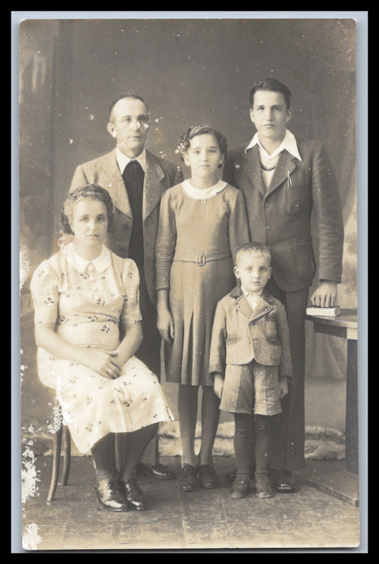 Ansichtskarte Familie / Schönes Familienbild