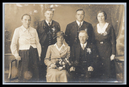 Ansichtskarte Familie / Schönes Familienbild