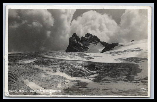 Ansichtskarte Dirndl und Hallstätter Gletscher - Österreich