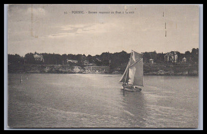 Ansichtskarte Pornic / Bateau rentrant au Port - Frankreich